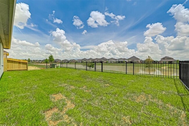 Building Photo - 28451 Hazel Trl