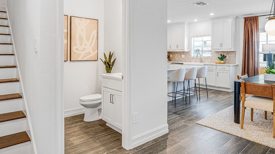 Building Photo - 4510 S Manhattan Ave