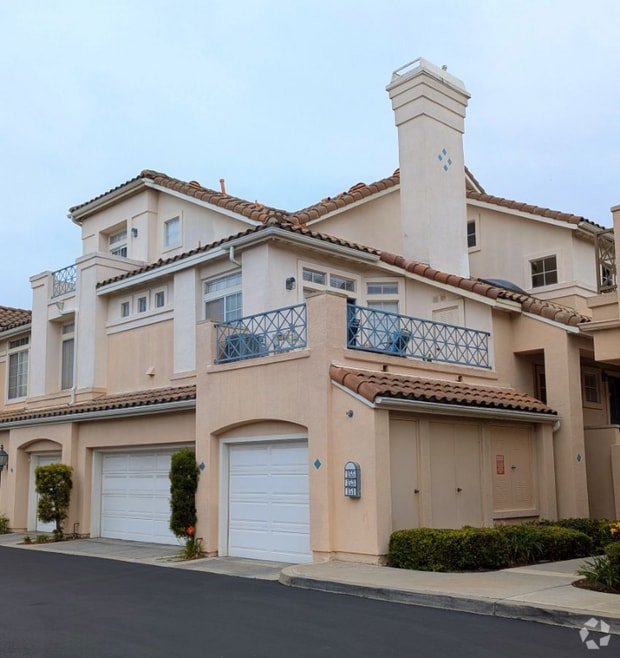Building Photo - 155 Shorebreaker Dr