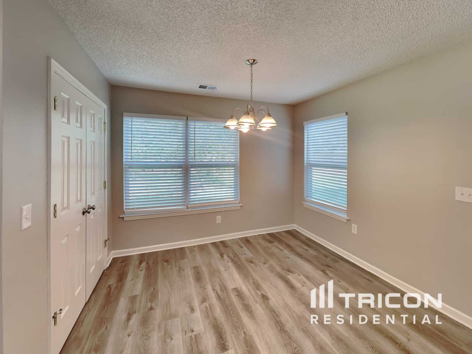 Building Photo - 4 Leyland Cypress Ct