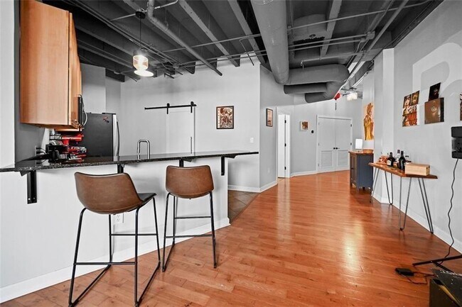 Building Photo - 878 Peachtree St NE