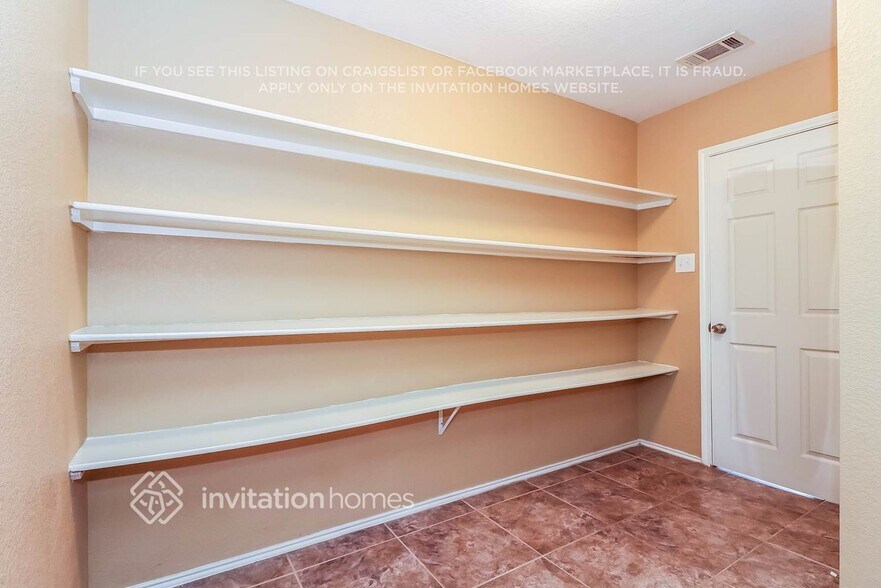 Building Photo - 8115 Colwick Ln