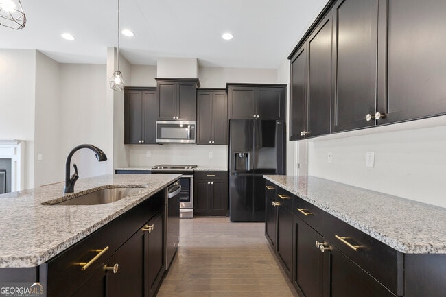 Building Photo - 1954 Summit Trace Cir NW