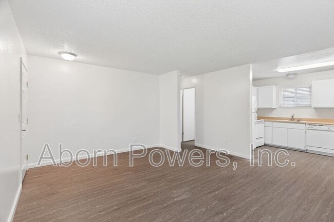 Building Photo - 2760 Coloma St