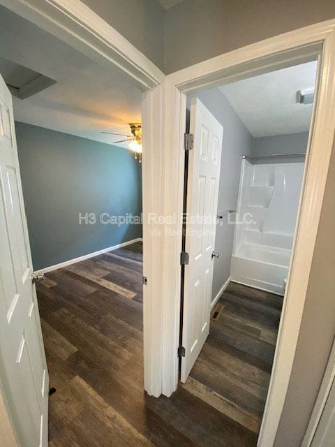 Building Photo - 217 Camelford Dr