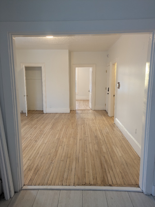 Building Photo - 148 Bartlett St