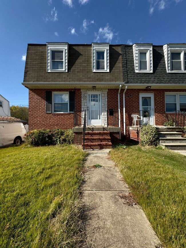 Building Photo - Charming 3 Bedroom/2 Bathroom Townhome in Rosedale, MD!