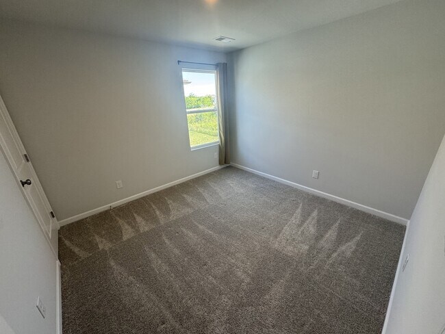 Building Photo - 511 Forsberg Ct