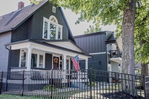 Building Photo - 951 Tecumseh St