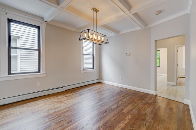 Building Photo - 333 Princeton Ave