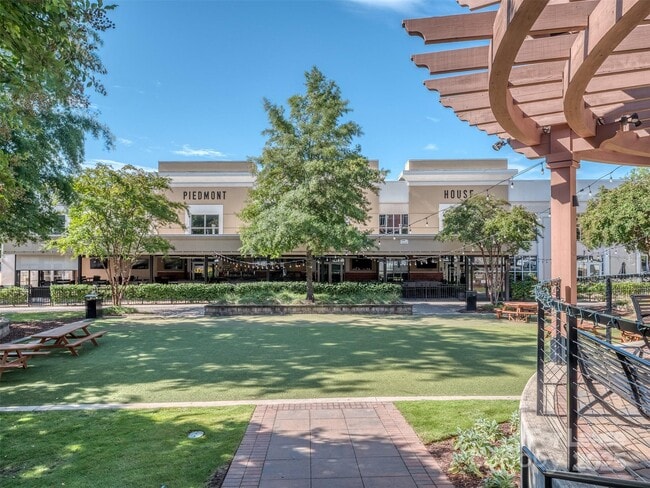 Building Photo - 2074 Ayrsley Town Blvd