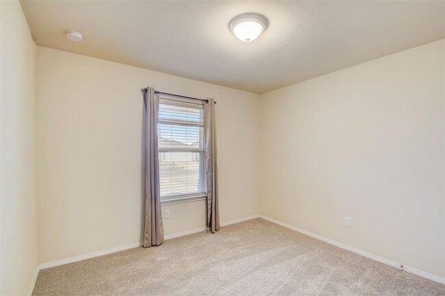 Building Photo - Amazing 3bed 2 Bath 2 Car Garage in Marble Leaf Addn Edmond OK