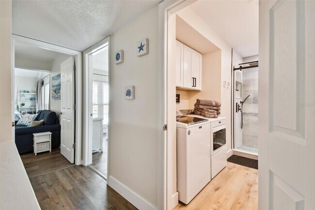 Building Photo - 315 Medallion Blvd