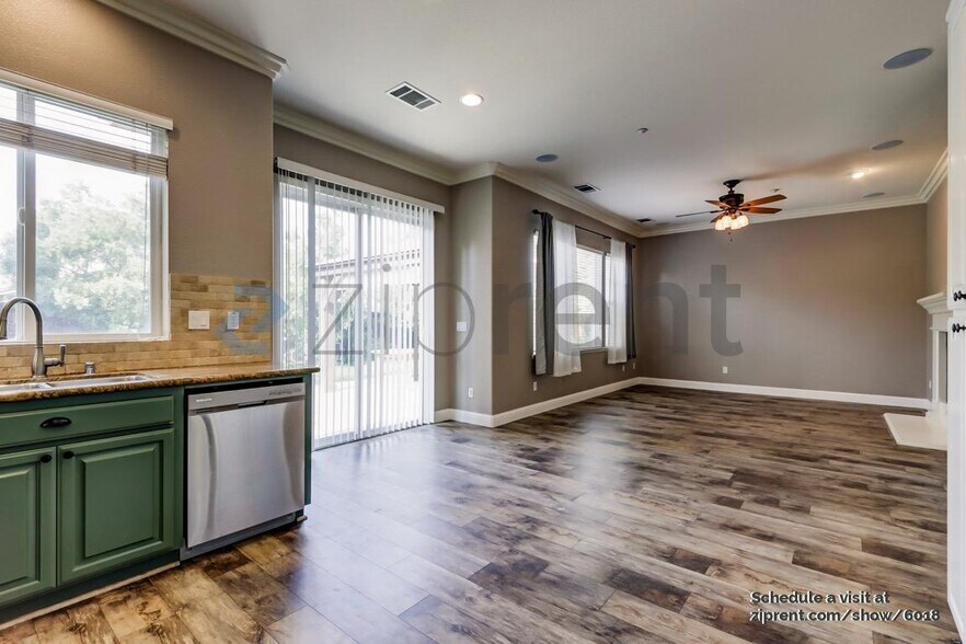 Building Photo - 665 Ray St