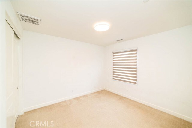 Building Photo - 52 Henson