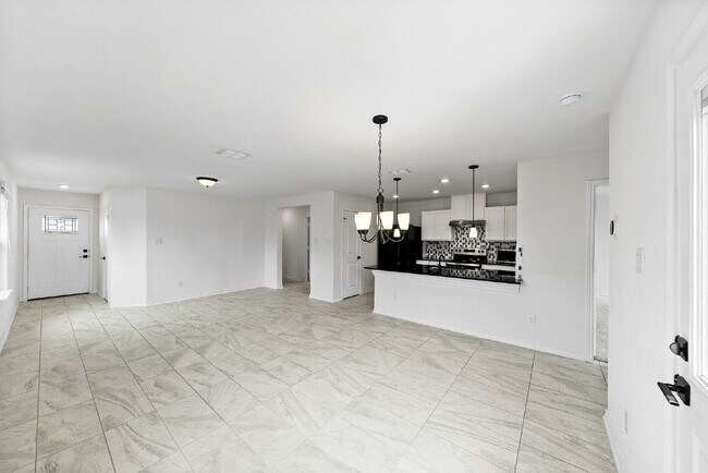 Building Photo - Stunning 1-Story Ranch with Lake View on C...