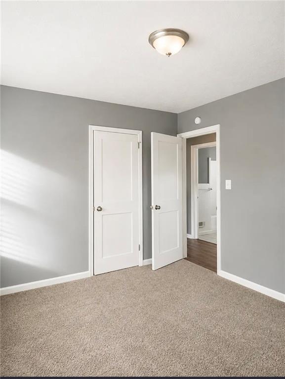 Building Photo - 2196 Knoll Dr