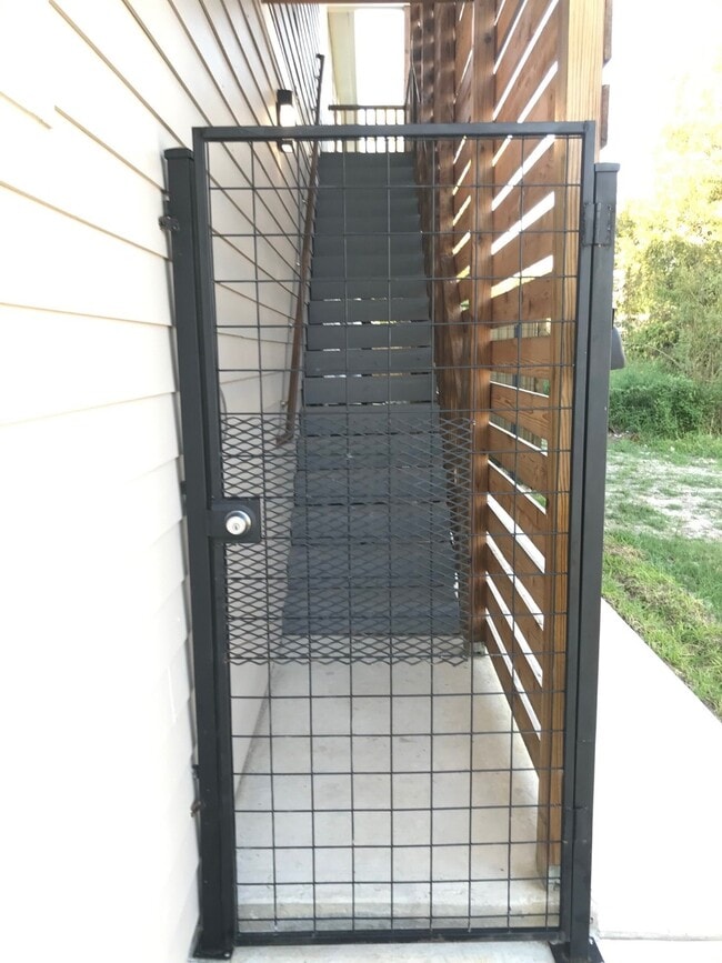 Building Photo - 3009 Callie St