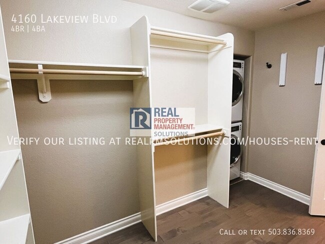 Building Photo - 4160 Lakeview Blvd