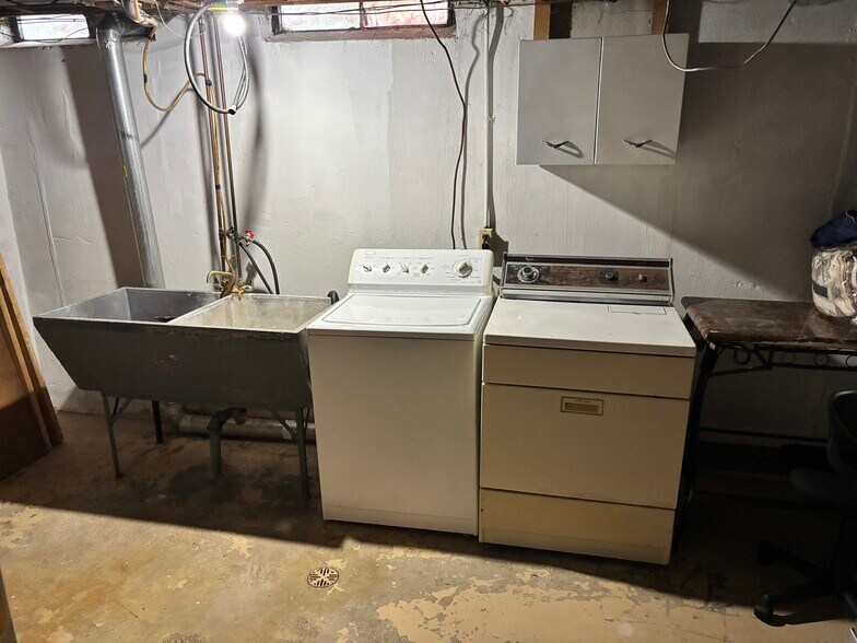 Building Photo - 29156 Tessmer Ct