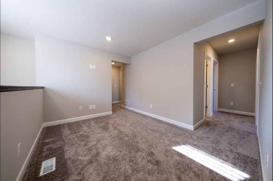 Building Photo - 7368 183rd St W