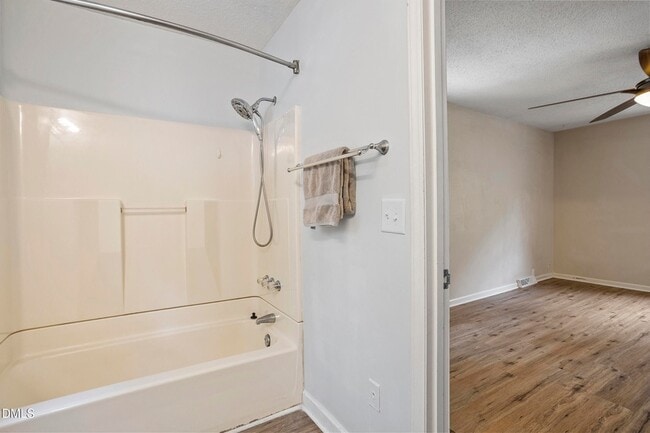 Building Photo - 1801 Quail Ridge Rd