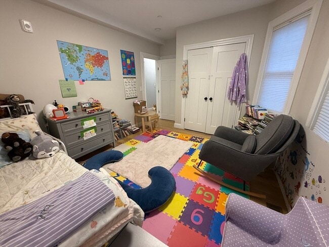 Building Photo - 34 Jamaica Rd