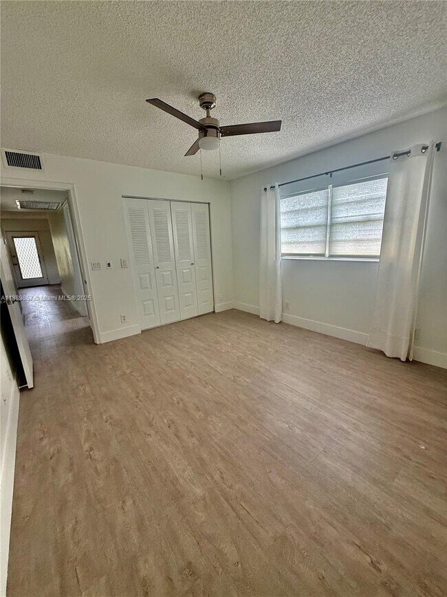 Building Photo - 150 SW 134th Way
