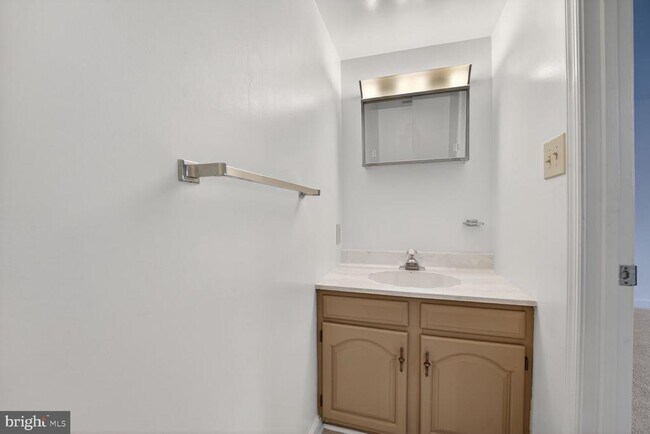 Building Photo - 5974 Wescott Hills Way