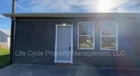 Building Photo - 2921 Depot St
