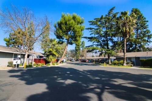 Building Photo - 4091 N Marks Ave