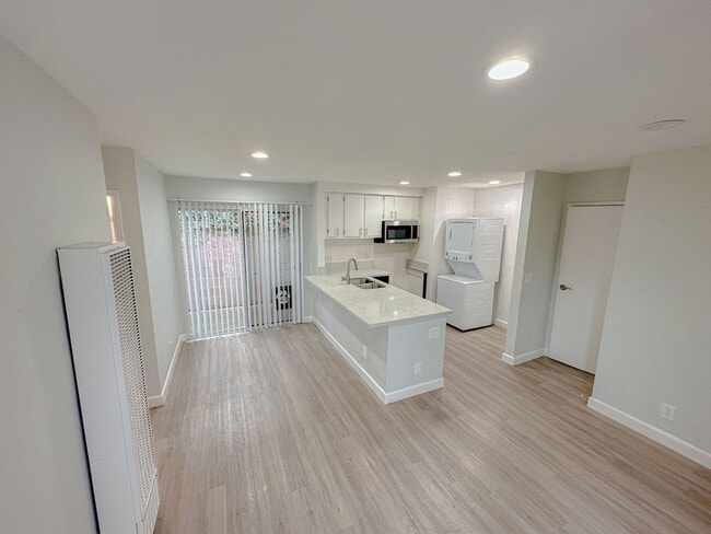 Interior Photo - 4236 W 129th St
