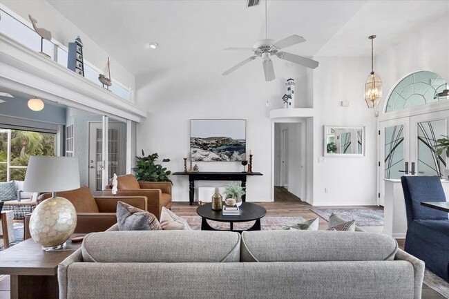 Building Photo - 11 Amberjack Ln