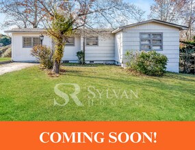 Building Photo - Come quick and see this 3Bed, 1Bath home!