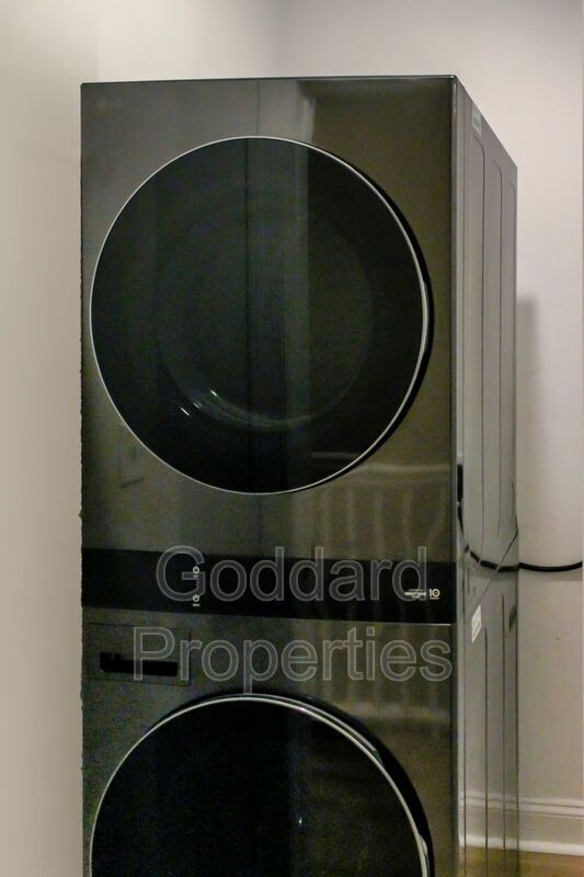 Building Photo - 907 Stiles St