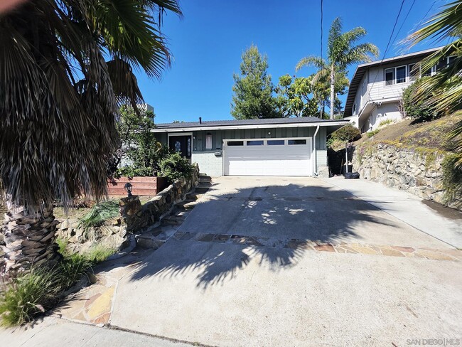 Building Photo - 7930 Cinnabar Dr