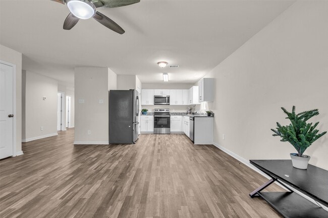 Building Photo - 14132 Harlequin Dr