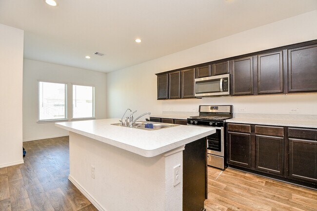 Building Photo - 21602 Zydeco Ct