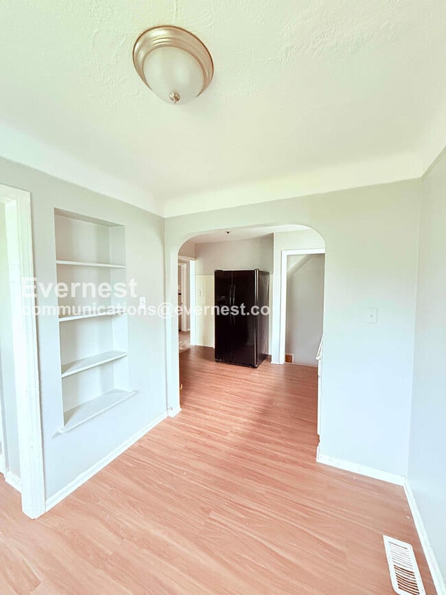 Building Photo - 19180 Trinity St