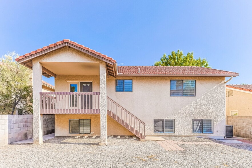 Building Photo - 1232 W Riviera Dr