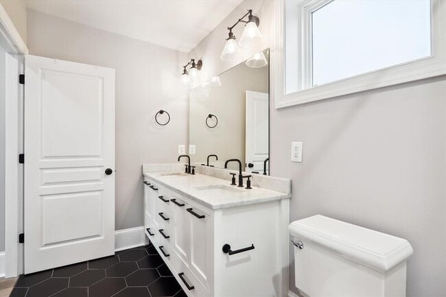 Building Photo - 1541 9th Street Northwest - 2