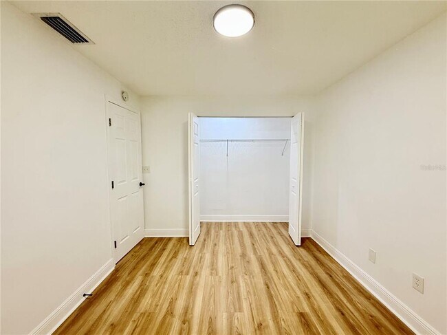 Building Photo - 1331 S Washington Ave