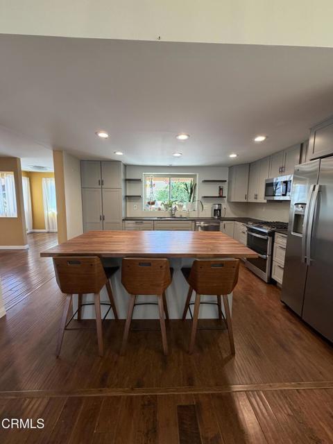 Building Photo - 650 Lions Gate Dr