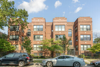 Building Photo - 4707 N Albany Ave