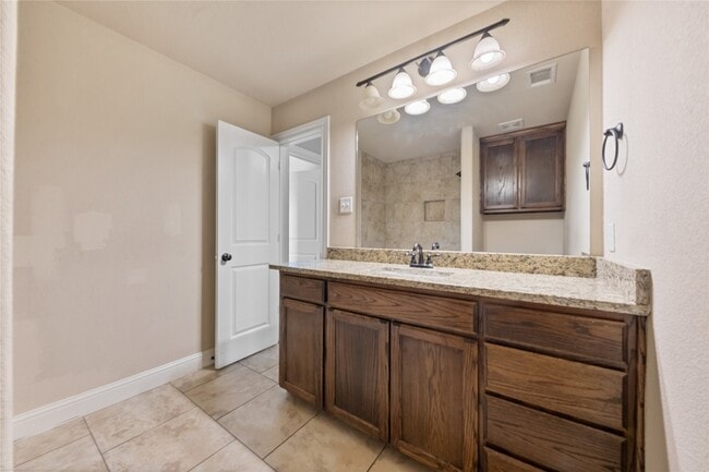 Building Photo - 4904 Ridglea Hills Ct