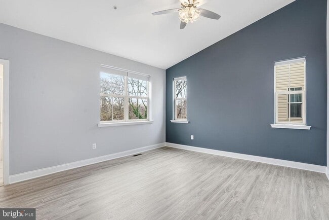 Building Photo - 16368 Fife Wy