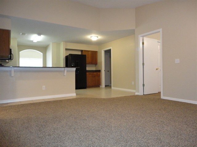 Building Photo - 12024 Cedarfield Dr