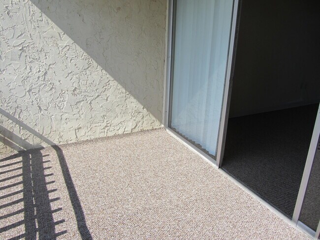 Building Photo - 300 Miracle Strip Pkwy