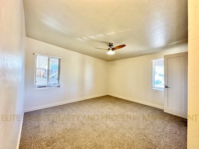 Building Photo - 2140 N Northway Ave