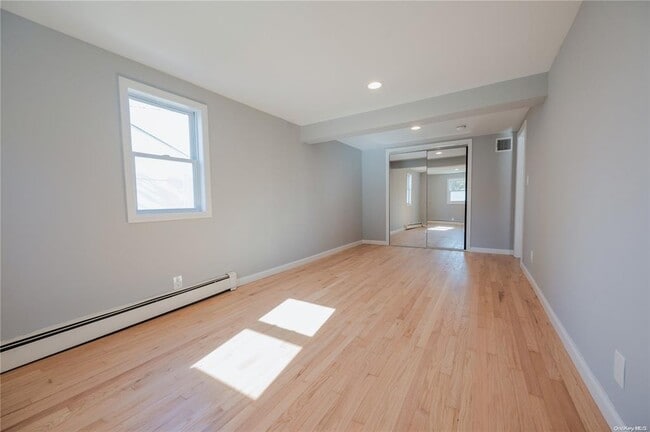 Building Photo - 4 Splitrail Pl